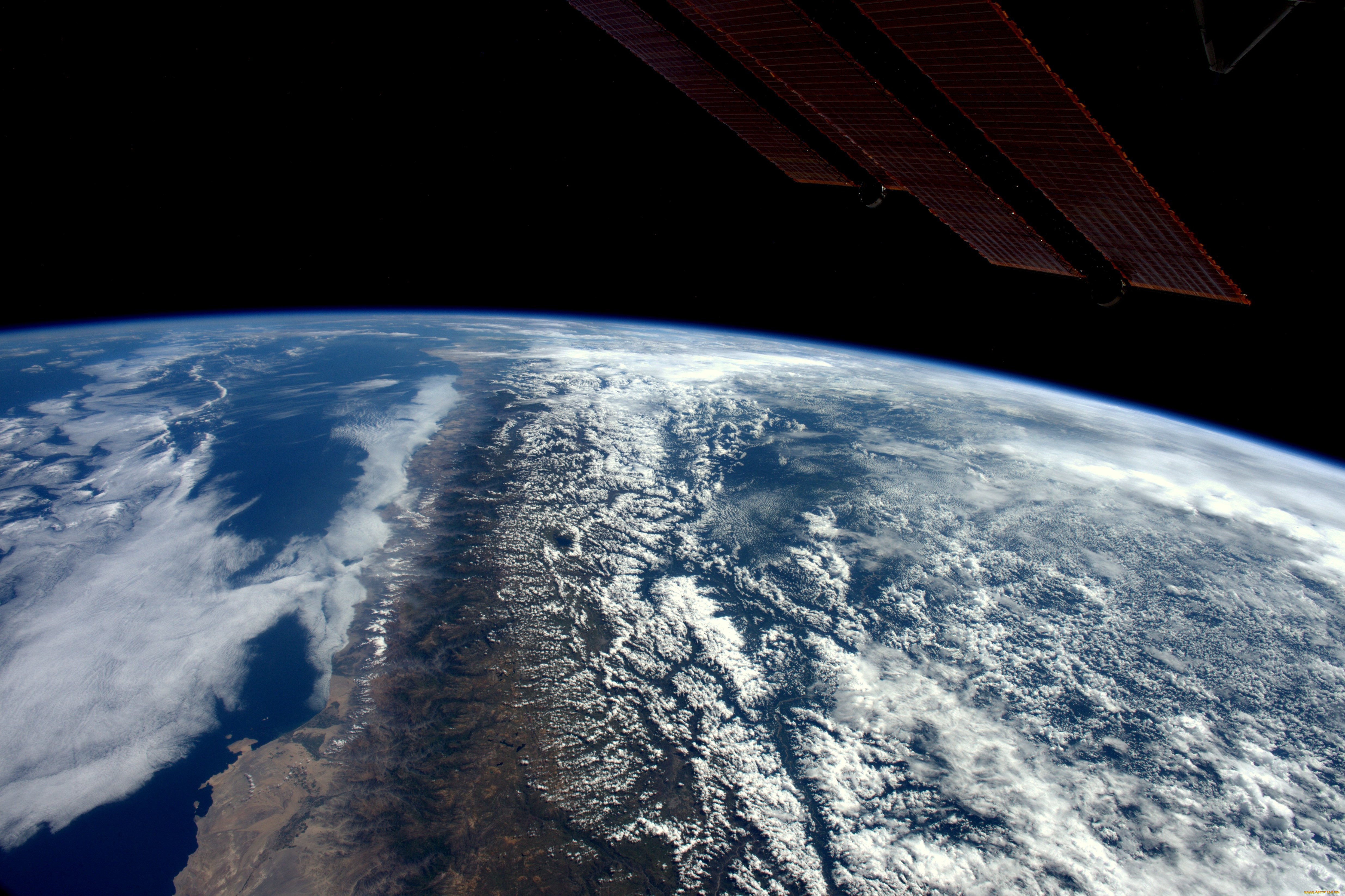 Обои реальном времени. О земле и космосе. Земля из космоса. Вид земли из космоса. Снимок земли из космоса.